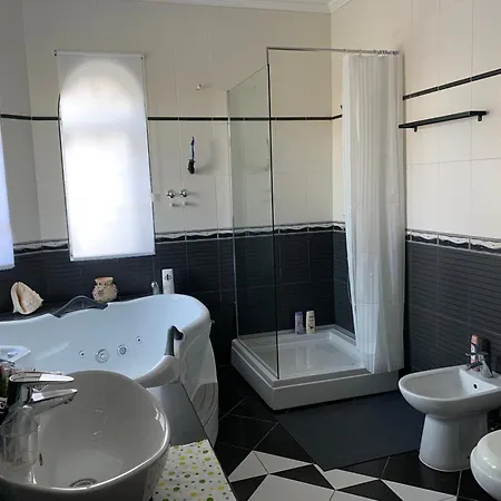 Апартаменты Diplomat Haven