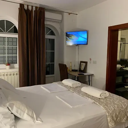 Diplomat Haven * Sremska Kamenica