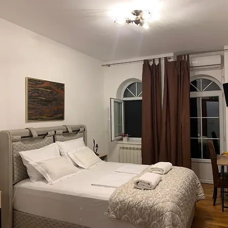 Diplomat Haven Апартаменты