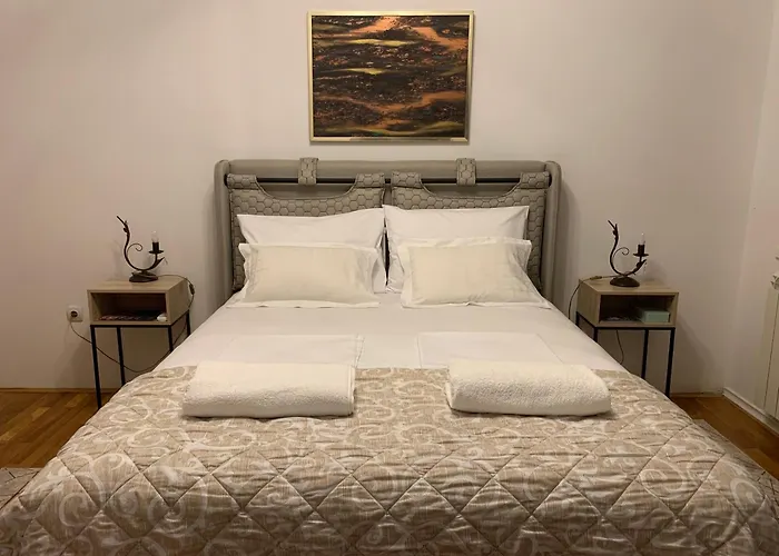 Diplomat Haven アパート *